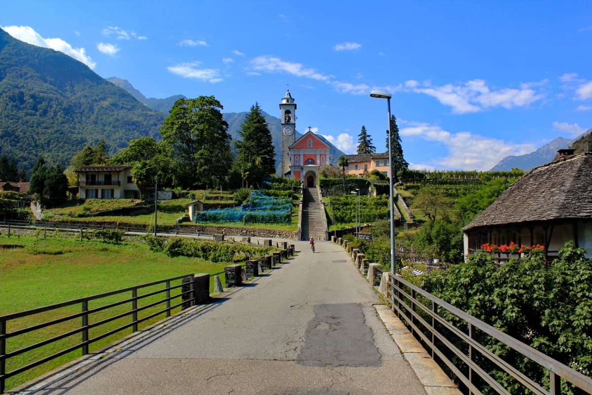 Maggia Valley Route - Stage 2: Locarno-Cavergno